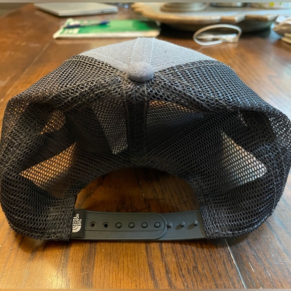 The North Face Snapback Hat - Picture 2 of 3